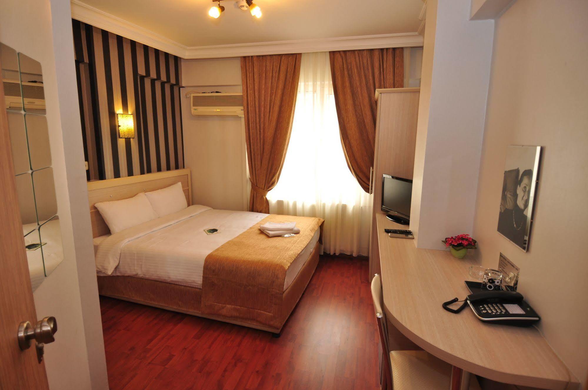 Mini hotel İzmir Eksteriør bilde